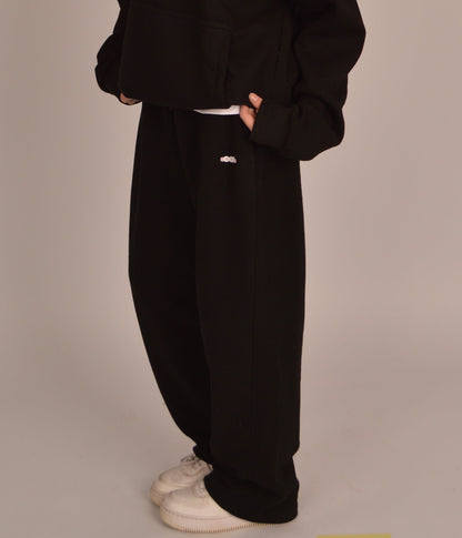 oat sweatpants — black