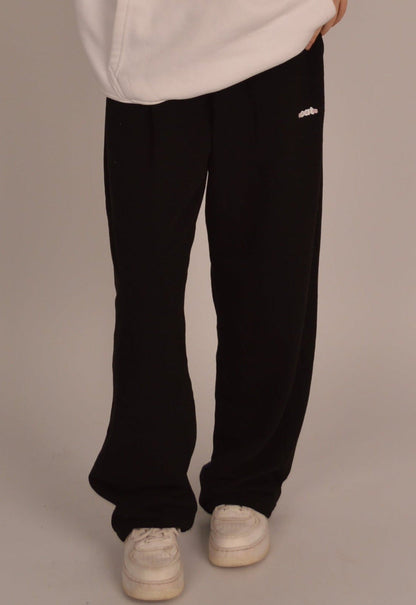 oat sweatpants — black