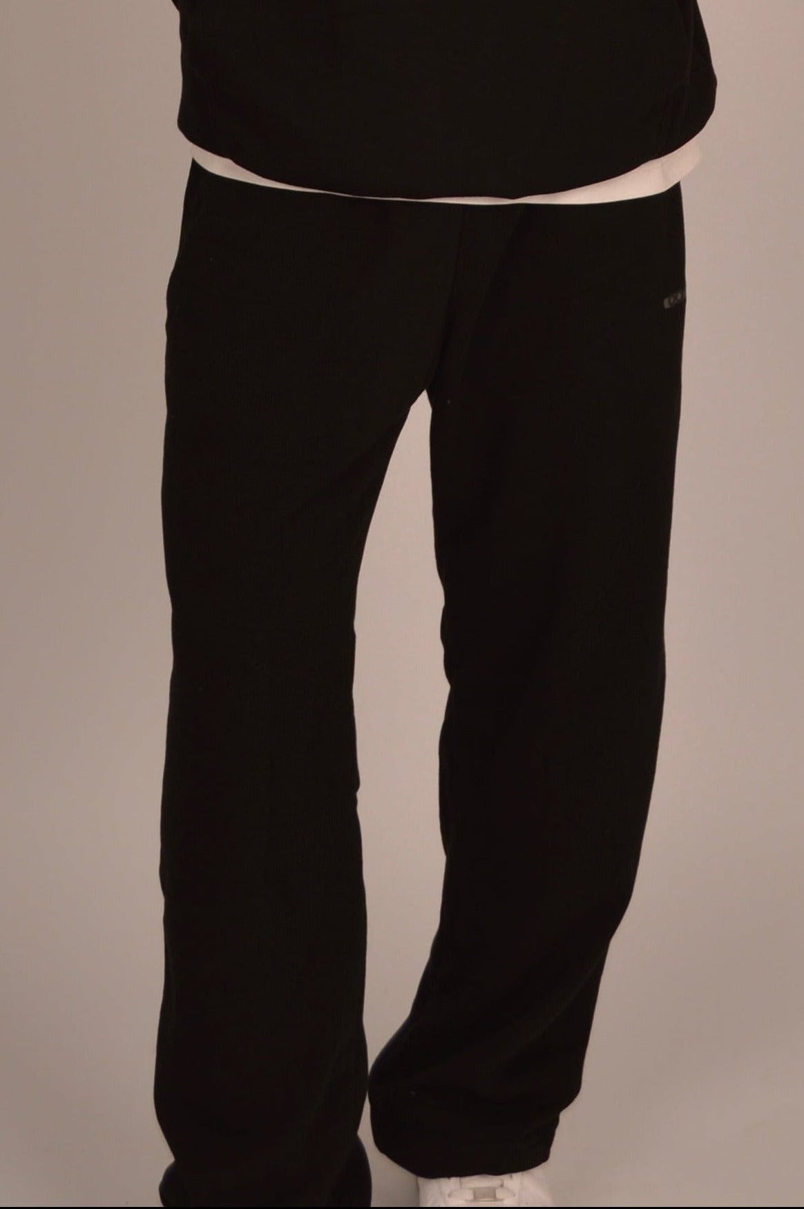 oat sweatpants — black